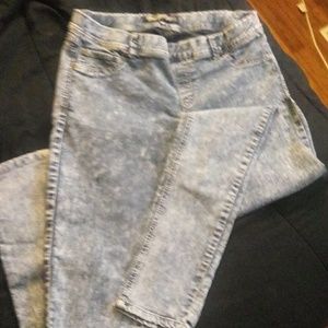 Two small woo them one time